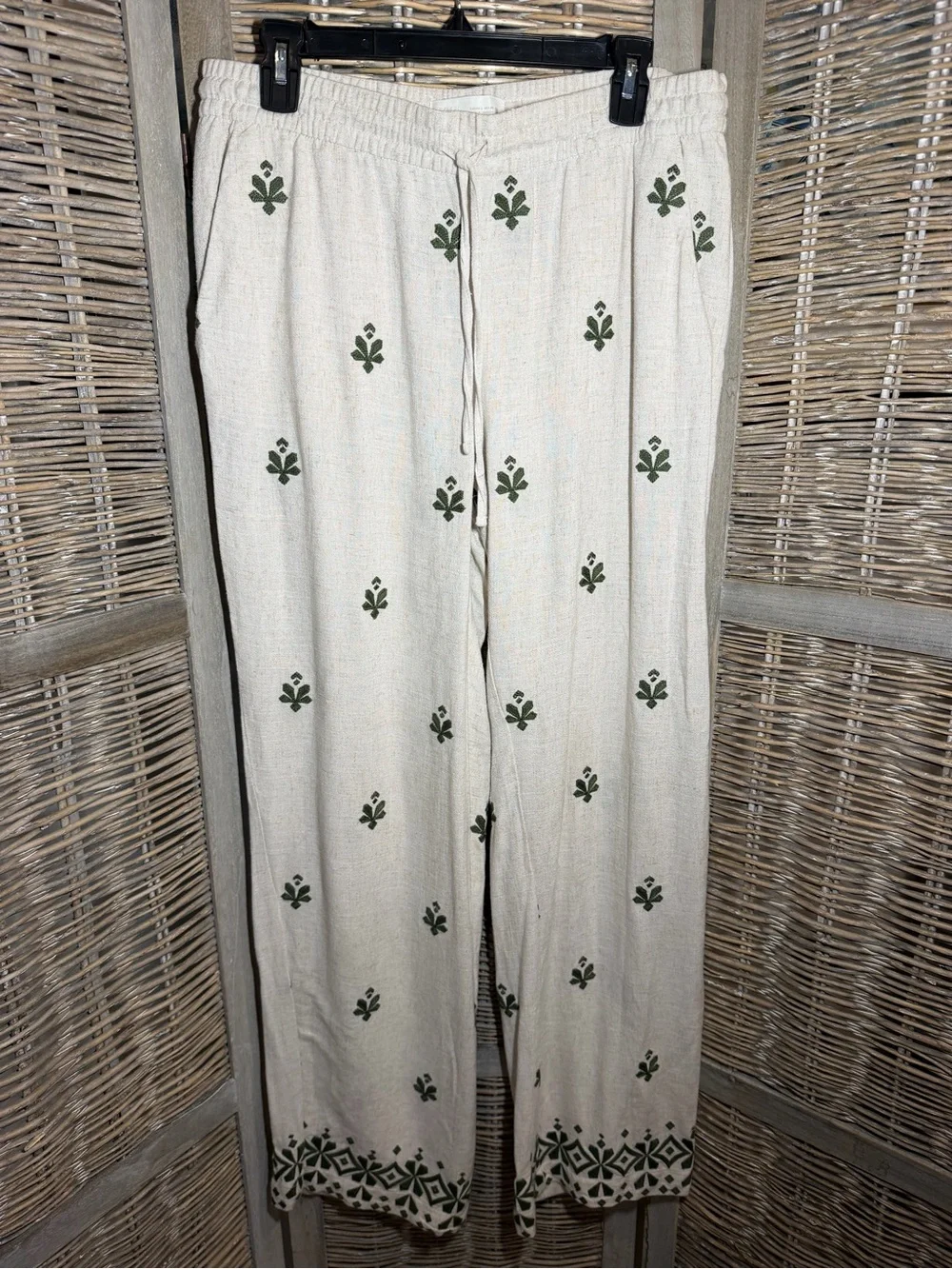 Zara Linen Blend Embroidered Pants in Natural color - size Large